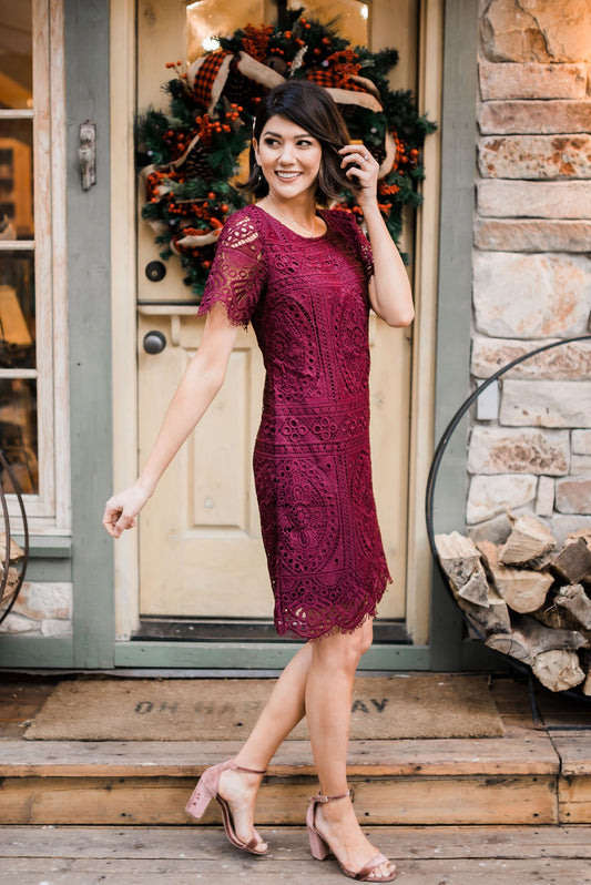 Scalloped Lace Overlay Dress