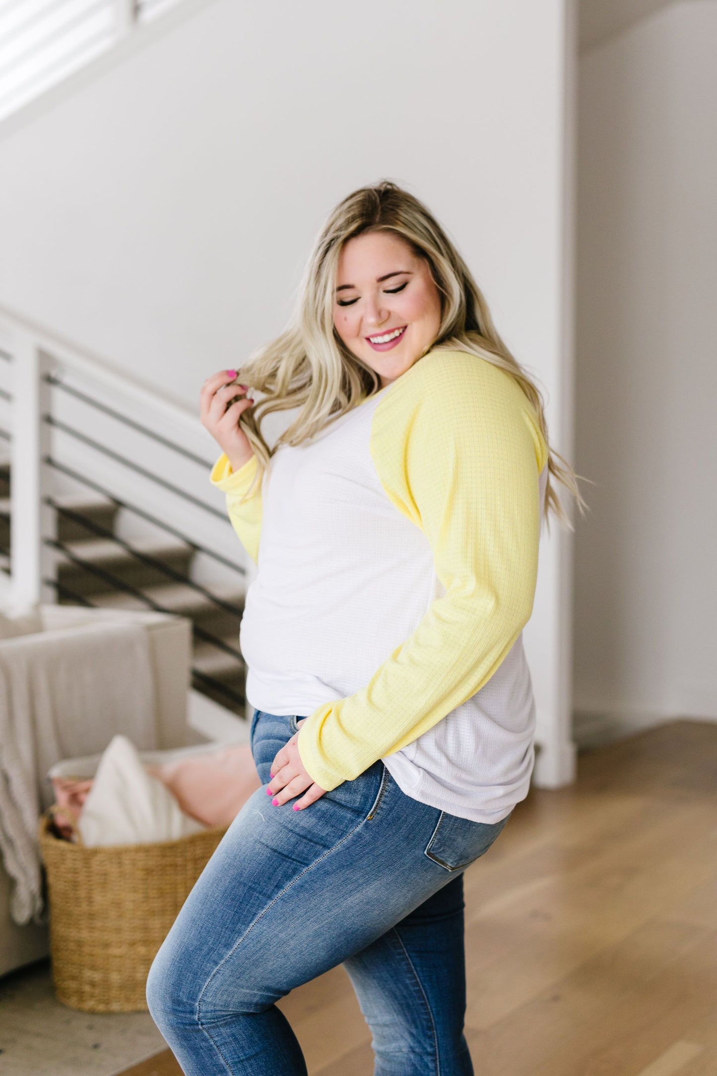 Team Spring Raglan Top In Lemon