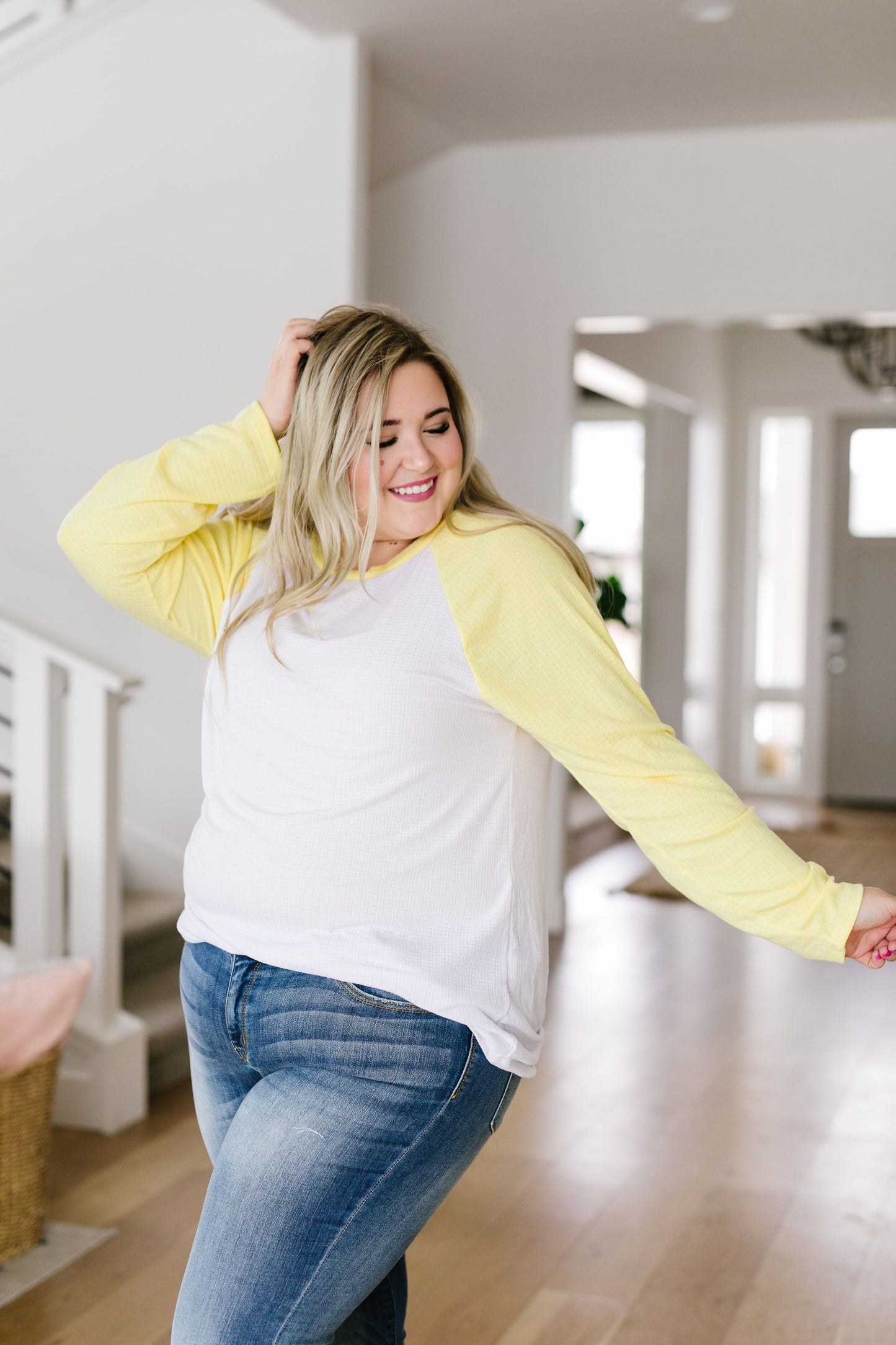 Team Spring Raglan Top In Lemon